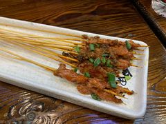 烤牛肉小串-黑白电视长沙小吃(美林M·LIVE天地东座店)