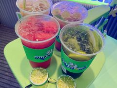-小柠快跑·手打柠檬茶(万松园店)