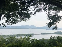 -宝石山