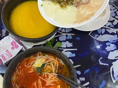 -桥香园过桥米线(国贸店)