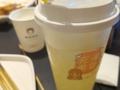 -串王阿三烧烤·小龙虾·烤鱼(拱墅胜利河美食街店)
