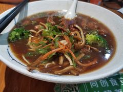 老卤肥肠面-囿面传统制面馆(中央路店)