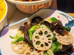 -京城小江南·北京烤鸭·江南土菜·白鱼(中关村店)