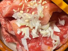 -山川小町·极番烧肉(新地假日广场店)