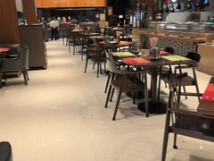 -华邑酒店·鲜艳全日自助餐厅