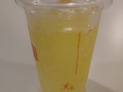 -麦当劳(宝山大厦店)