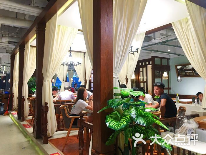 湖锦酒楼·烤鸭坊(循礼门m 店)大堂图片 - 第7张