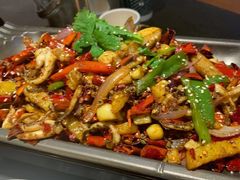 -万重锦·人文川菜馆(骡马市店)