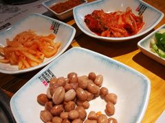 小菜-唯成•韩国炭火烤肉 유성고기