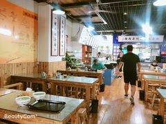 大堂-陇上全荟兰州传统牛肉面(延吉路店)