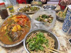 -灵山卢梅燕粉店