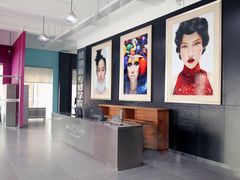 -维纳斯化妆摄影学校