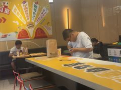 -麦当劳(北亭广场分店)