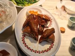 陶陶居脆皮乳鸽-陶陶居酒家(新天地店)