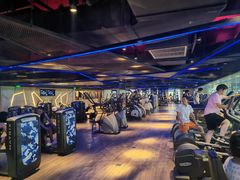 -W FITNESS 威尔仕健身·游泳(老西门新苑店)