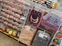 -名创优品(广东东莞东城万达2店)