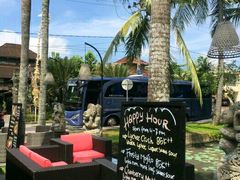 -Pundi Pundi Restaurant