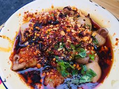 -拈签一笑黄牛肉辣卤串串