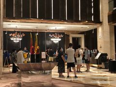 大堂人山人海-西安赛瑞喜来登大酒店