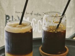-red donkey coffee