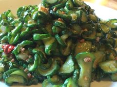 -闯关东东北农家菜(崂山石老人店)