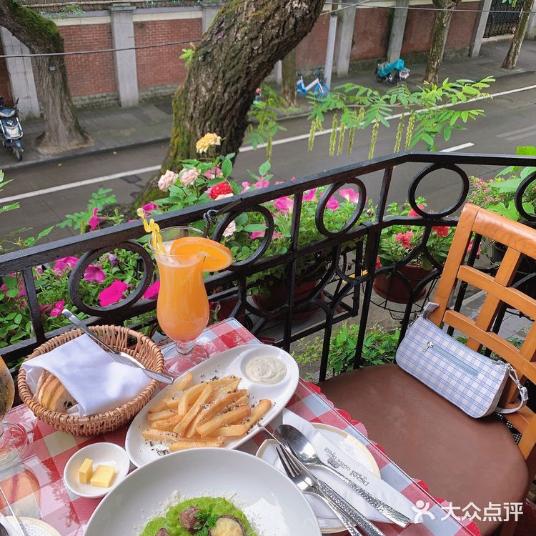 上海探店｜超美露台餐厅🍃一起来喝下午茶