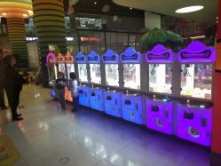 -玩塾品格乐园(宇宙太空龙旗店)