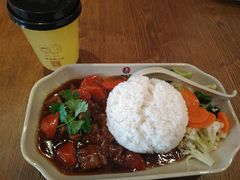 红烧牛肉饭-李先生牛肉面大王(上海站南广场店)