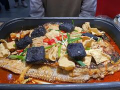-彼酷哩活鱼现烤(中原万达店)