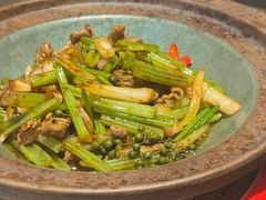-吕氏焗小鲜•海鲜青岛菜(总店)