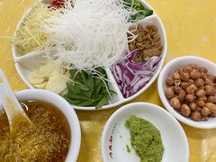 -官塘陈记鱼生·潮汕砂锅粥·牛肉火锅(潮枫路总店)