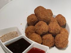 干炸小丸子-四季民福烤鸭店(王府井灯市口店)