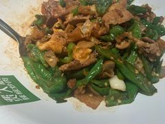 -费大厨辣椒炒肉(万家丽一店)