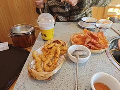 -阿婆情腊排骨火锅(金虹路店)