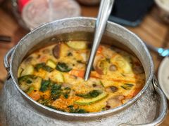 冬阴功-大头虾越式风味餐厅(光明广场店)