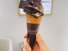 双重巧克力冰淇淋-GODIVA(王府井apm店)