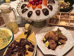 -八府香鸭·啫啫煲(华山路店)