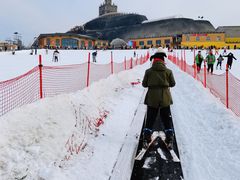 -采薇庄园四季滑雪场