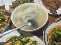 -宣威山野人家·云南菜·菌火锅(金碧店)