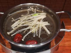 -独食火锅·半米屋台(直营总店)