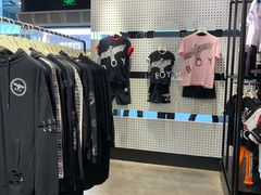 -BOY LONDON(上海佛罗伦萨小镇店)