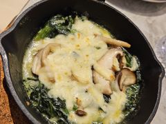 -必胜客(东大桥店)