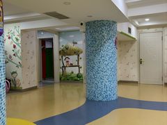 -乐悠游亲子游泳俱乐部