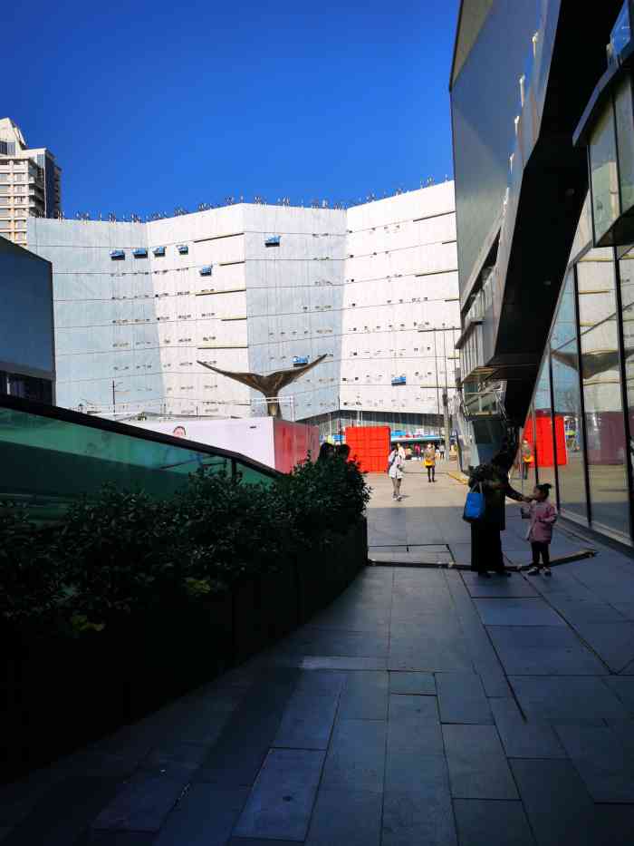 万达影城(五角场万达广场imax店)-"这里的电影适合情侣,因为装修设计