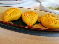 枫叶奶皇酥-三号黄浦会Canton Table