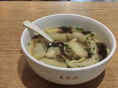 芹菜大馄饨-阿琴面馆(武林路店)