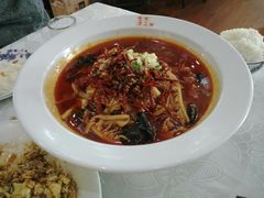 辣三疯-金家老三饭庄(常营店)
