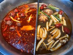 鸳鸯锅-湊湊火锅·茶憩(新中关购物中心店)