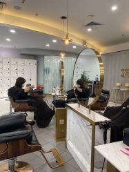 点击看大图 -八佰伴8008星级形象店