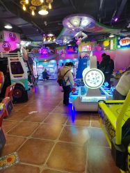 点击看大图 -卡通尼乐园(景枫中心店)